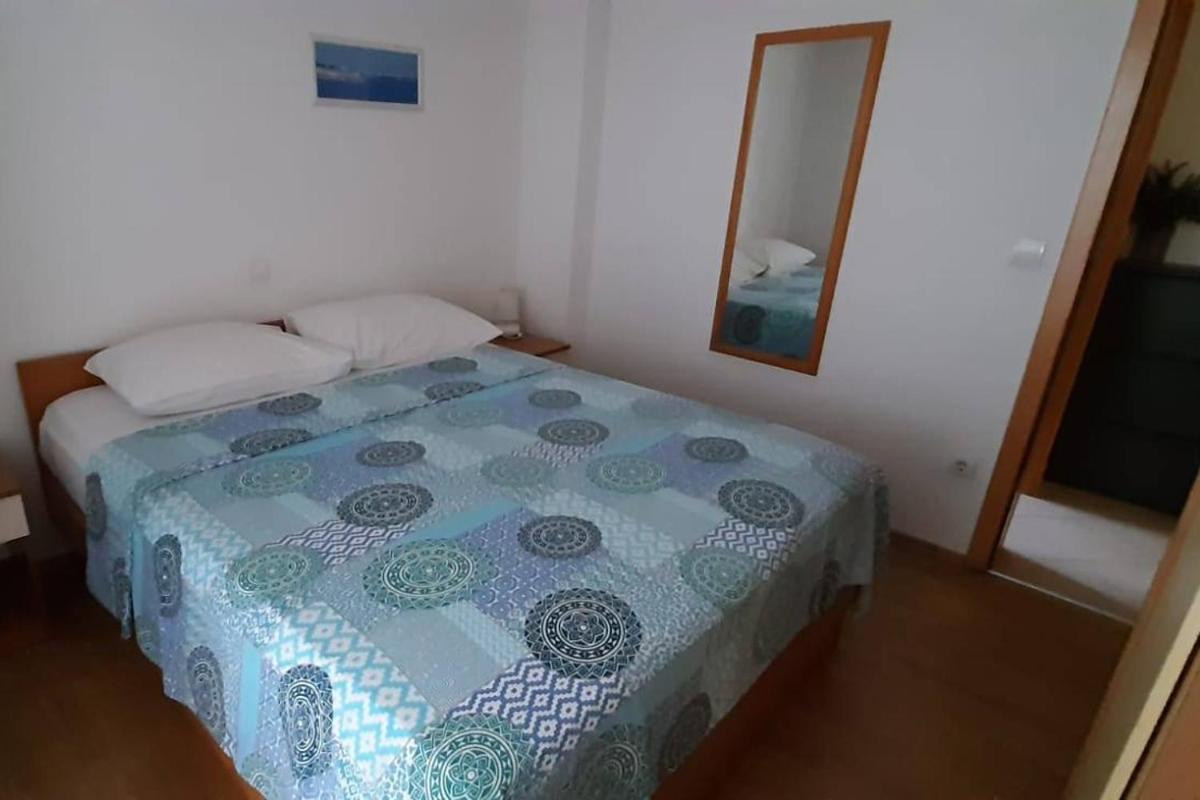 Apartment With A Parking Space - 6850 Makarska