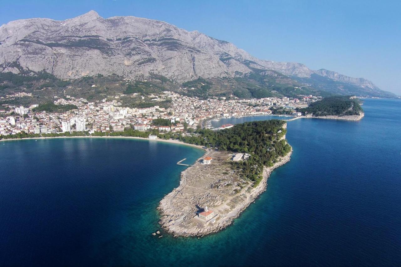 With A Parking Space - 6850 Apartment Makarska