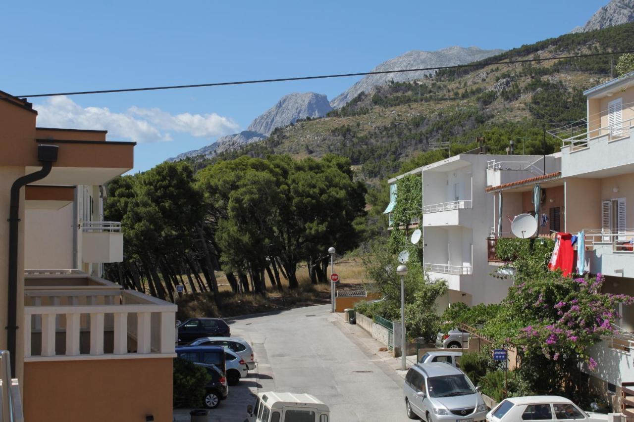 With A Parking Space - 6850 Makarska
